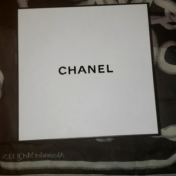 Sunglasses - Picture 2 of 6